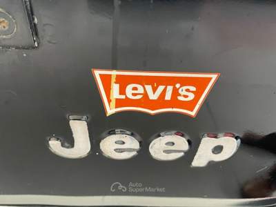 Jeep CJ-5 RENEGADE V8 LEVIS CONSERVATO Nero usata Medesano