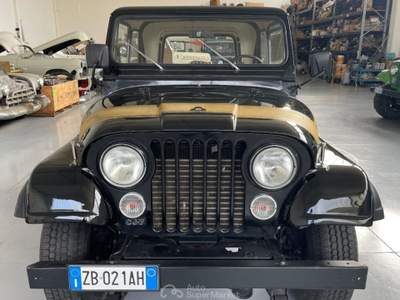 Jeep CJ-5 RENEGADE V8 LEVIS CONSERVATO Nero usata Medesano
