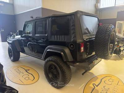 Jeep Wrangler Unlimited2.8 RUBICON AU. ROCK'S EDITION A LIBRETTO Verde usata Medesano