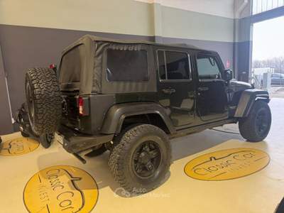 Jeep Wrangler Unlimited2.8 RUBICON AU. ROCK'S EDITION A LIBRETTO Verde usata Medesano