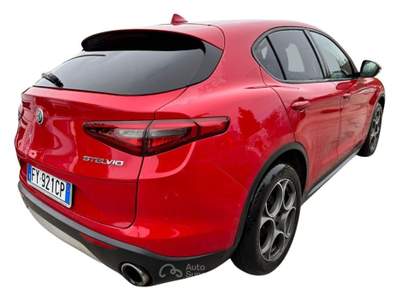 Alfa Romeo Stelvio 2.2 Turbodiesel 160 CV AT8 RWD Sport-Tech Rosso usata Oderzo