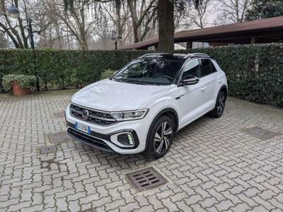 Volkswagen T-Roc 1.5 tsi R-Line Plus dsg Bianco usata Cairate Volkswagen T-Roc 1.5 tsi R-Line Plus dsg Bianco usata Cairate