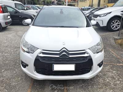 DS Automobiles DS 4 TAGLIANDATA DISTRIBUZIONE FATTA GARANZIA 12 MESI FULL OPTIONAL Bianco usata Mercato San Severino