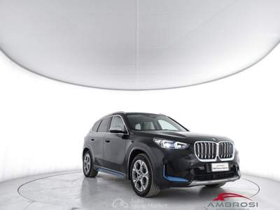 BMW iX1 xDrive30 xLine Comfort Travel package Nero usata Corciano