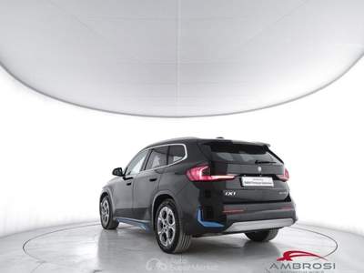 BMW iX1 xDrive30 xLine Comfort Travel package Nero usata Corciano