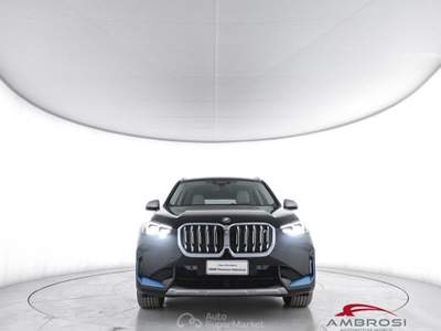 BMW iX1 xDrive30 xLine Comfort Travel package Nero usata Corciano