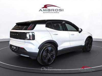Volvo EX30 Cross Country Twin Motor Performance Electric Ultr Bianco usata Corciano