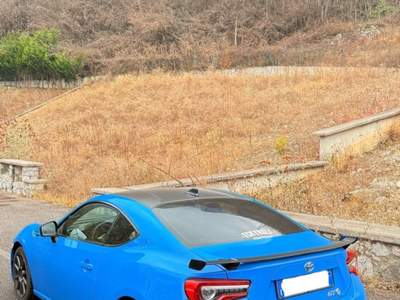 Toyota GT86 racing edition Blu/Azzurro usata Cerveno