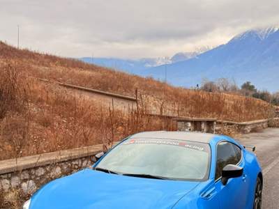Toyota GT86 racing edition Blu/Azzurro usata Cerveno