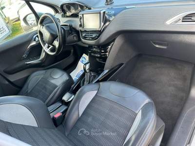 Peugeot 2008 2008 1.6 bluehdi Allure s&amp;s 100cv Grigio usata Altidona