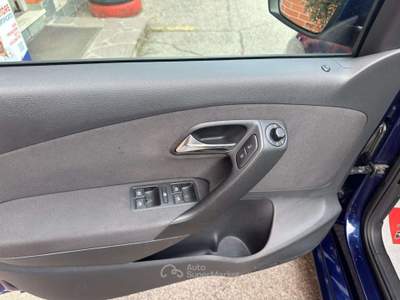 Volkswagen Polo 5p 1.4 86cv Comfortline Blu/Azzurro usata Cernusco sul Naviglio
