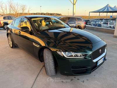 Jaguar XE 2.0 D Turbo aut. Portfolio Verde usata ALTAMURA