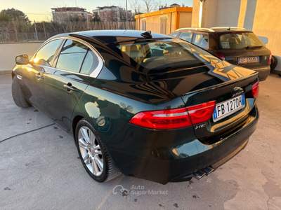 Jaguar XE 2.0 D Turbo aut. Portfolio Verde usata ALTAMURA
