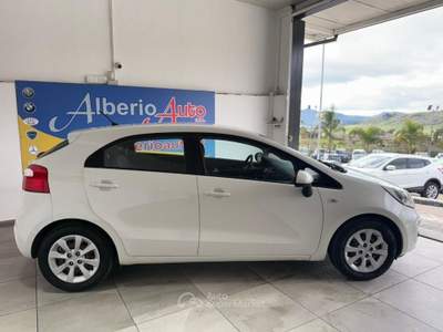 Kia Rio 1.1 CRDi 5p. Active Bianco usata ADRANO