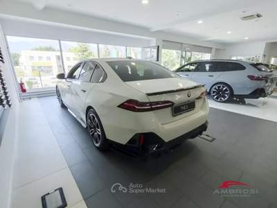 BMW Serie 5 520 Serie 5 d Berlina Msport Travel package Bianco usata Corciano