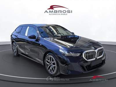 BMW Serie 5 520 Serie 5 d Touring Msport Innovation Travel Package Nero usata Corciano