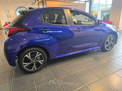 Toyota Yaris 1.5 Hybrid 5p Trend NUOVA/Ok Neopat. Blu/Azzurro usata Mogliano Veneto