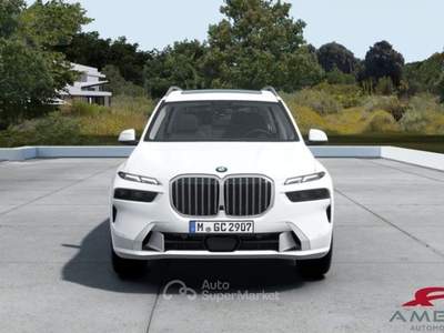 BMW X7 xDrive40i 48V Bianco usata Corciano