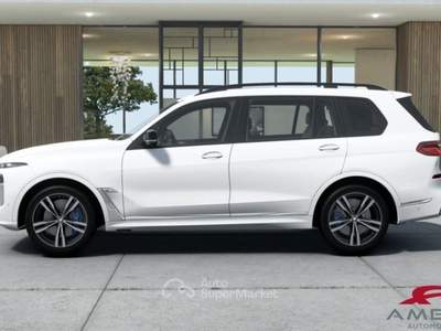 BMW X7 M60i 48V Bianco usata Corciano