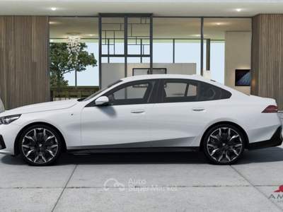 BMW Serie 5 520 Serie 5 d 48V xDrive Msport Grigio usata Corciano