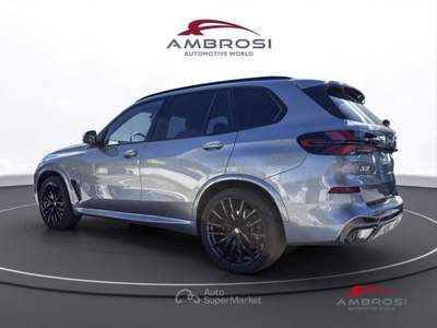 BMW X5 xDrive30d Innovation Comfort Plus package Grigio usata Corciano