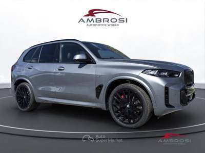 BMW X5 xDrive30d Innovation Comfort Plus package Grigio usata Corciano