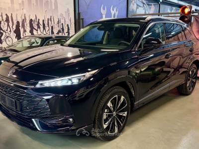 MG HS HEV Comfort Nero usata Castellammare di Stabia