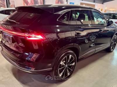 MG HS HEV Comfort Nero usata Castellammare di Stabia