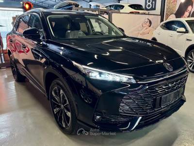 MG HS HEV Comfort Nero usata Castellammare di Stabia