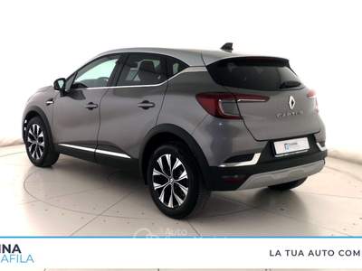 Renault Captur  - captur 1.0 tce techno 90cv Grigio usata Marcianise