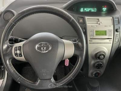 Toyota Yaris 1.3 87 CV MMT Sol Grigio usata Alcamo