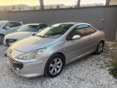 Peugeot 307 Peugeot 307 cabrio 1.6 16V CC Tecno 2008  Argento usata Prato