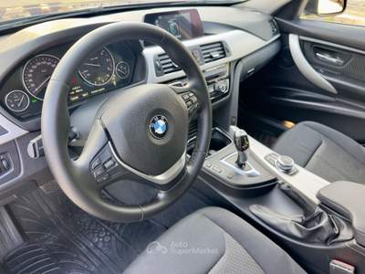 BMW Serie 3 318d 318 318d Touring Sport Blu/Azzurro usata Monopoli