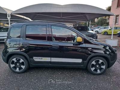 Fiat Panda 1.0 FireFly S&S Hybrid Pandina Nero usata Varese