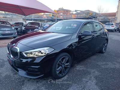 BMW Serie 1 118i 118 i 5p. Colorvision Edition Automaica Nero usata Varese