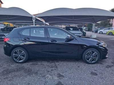 BMW Serie 1 118i 118 i 5p. Colorvision Edition Automaica Nero usata Varese
