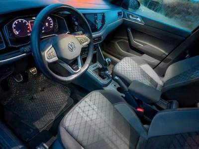 Volkswagen Taigo Volkswagen taigo 1.0 tsi 110cv R-Line  Nero usata Piacenza