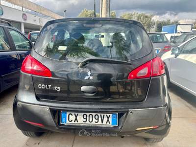Mitsubishi Colt 12V 3p. 167000 km Nero usata San Michele Salentino