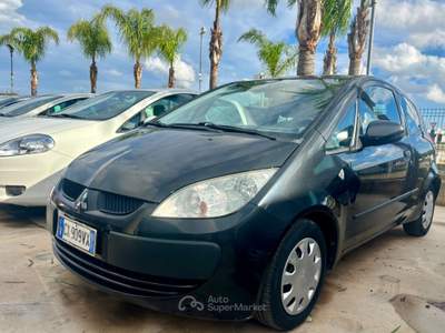 Mitsubishi Colt 12V 3p. 167000 km Nero usata San Michele Salentino