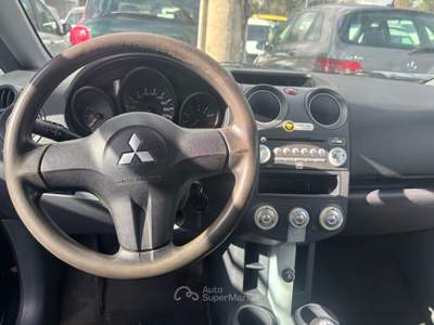 Mitsubishi Colt 12V 3p. 167000 km Nero usata San Michele Salentino