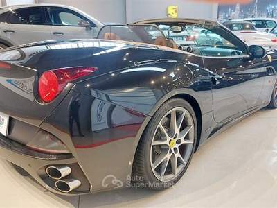 Ferrari California 4.3 dct Nero usata San Giuliano Milanese