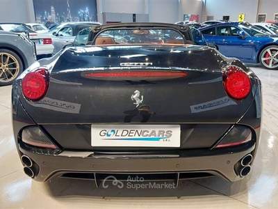 Ferrari California 4.3 dct Nero usata San Giuliano Milanese