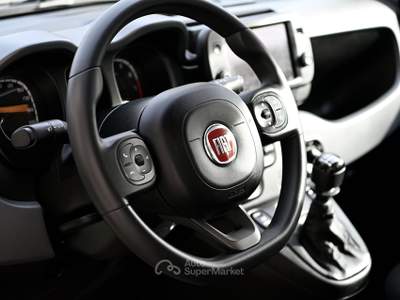 Fiat Panda FIAT PANDA GSE HYBRID Nero usata Casoria