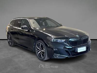 BMW Serie 5 520d 520d Touring 48V xdrive Msport auto Nero usata Trento