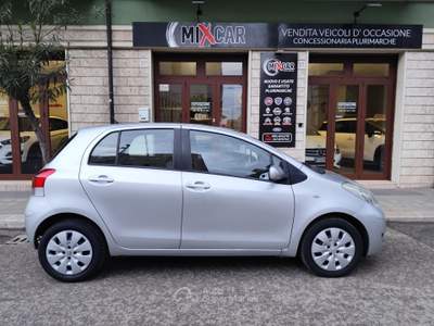 Toyota Yaris 90cv DIESEL PERFETTA Grigio usata CORATO