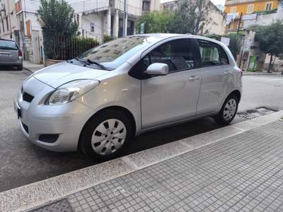 Toyota Yaris 90cv DIESEL PERFETTA Grigio usata CORATO