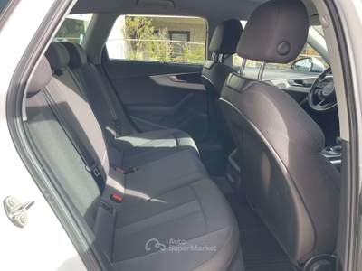 Audi A4 A4 V 2019 Avant Avant 40 2.0 tdi 190cv s-tronic Bianco usata Pomezia