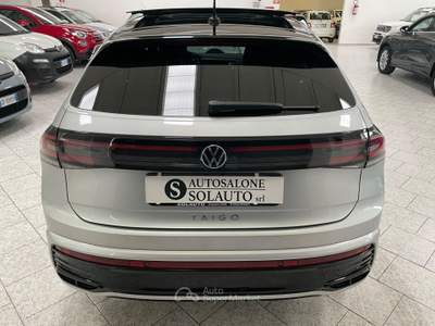 Volkswagen Taigo ACT 150 CV DSG R-Line Black Argento usata Gozzano