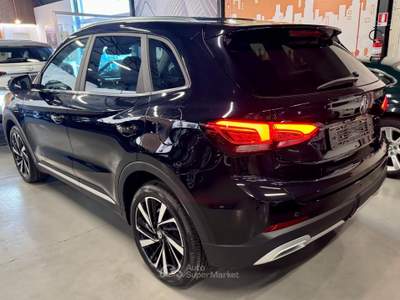 MG ZS Hybrid+ Luxury Nero usata Castellammare di Stabia