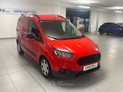 Ford Transit Courier 1.500 DIESEL 100 CV TREND Rosso usata Alba